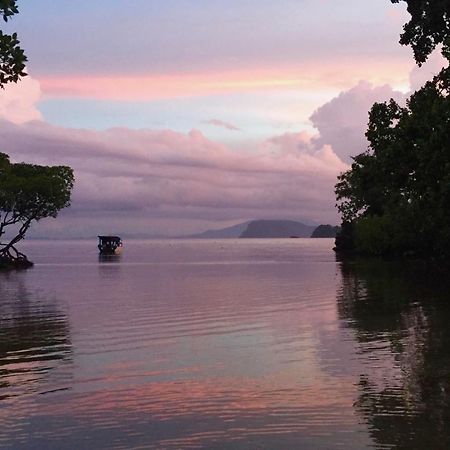 Nomad Divers Bangka Likupang Exteriör bild