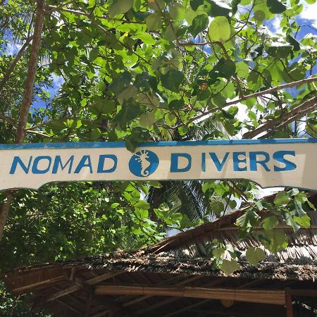 Nomad Divers Bangka Likupang Exteriör bild